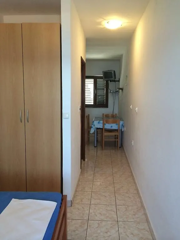 Apartments Mate Свети-Петар